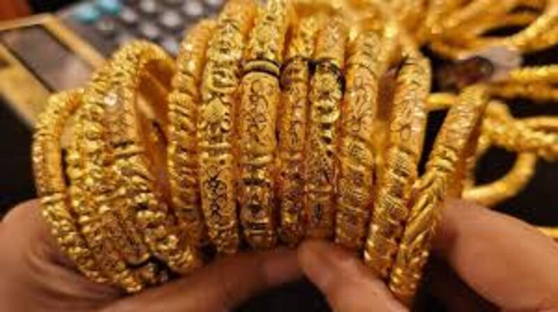 هدية طقم ذهب في المنام للعزباء